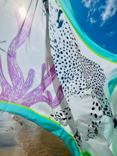 Load image into Gallery viewer, Pareo - Sarong - Cheetah Turquoise