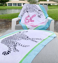 Charger l'image dans la galerie, Large serviette de plage - Guépard Turquoise