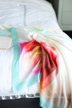 Load image into Gallery viewer, Shawl - Gaia