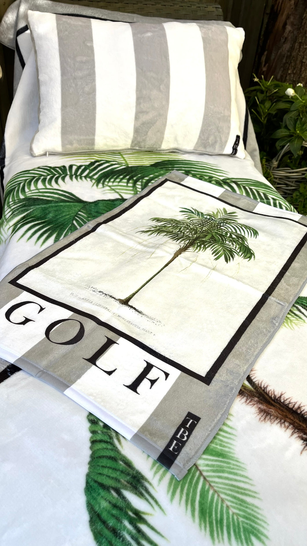 Golf towel - Botanic Palm Tree taupe