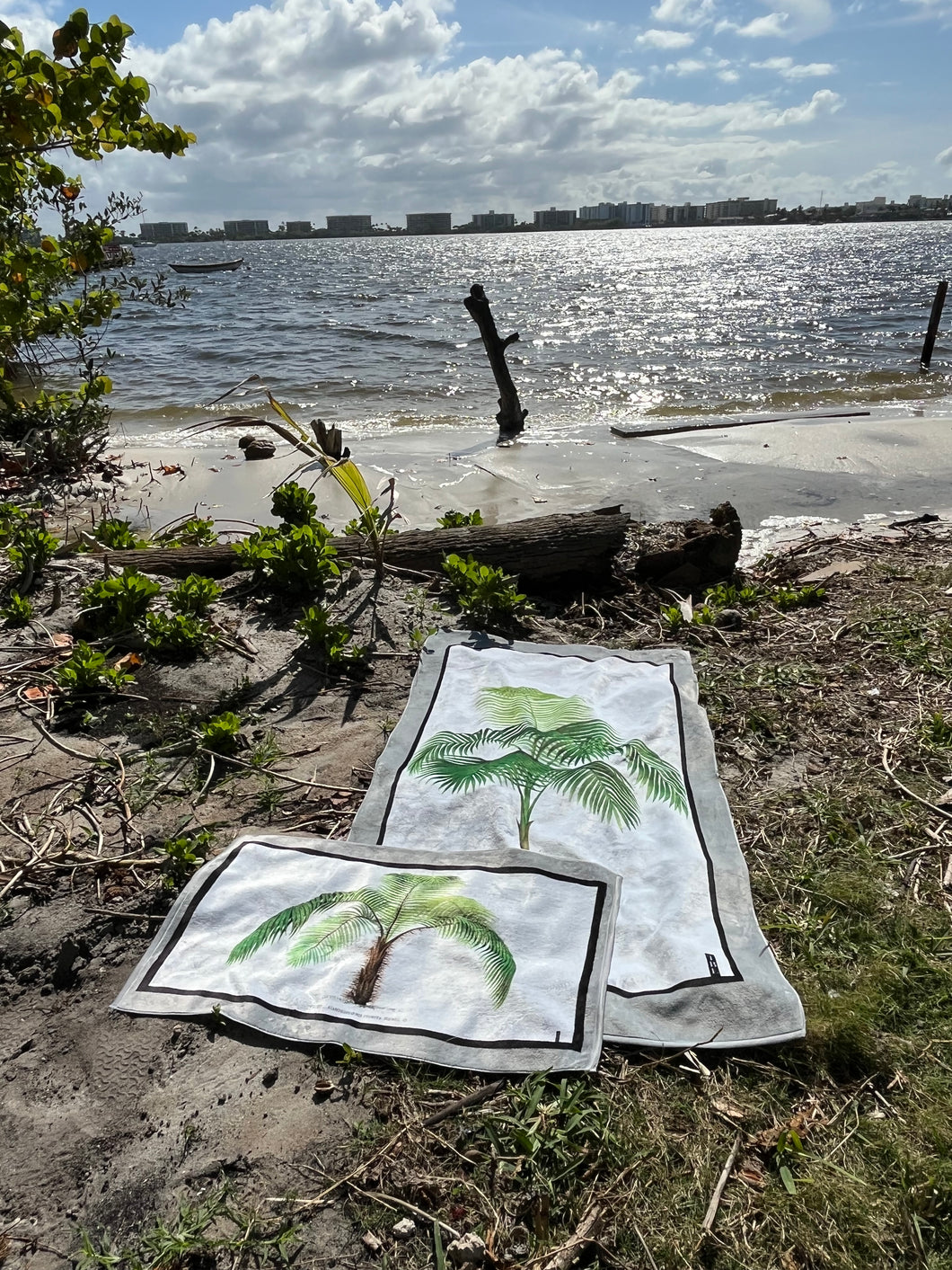 Mini beach towel - Palm Tree #1 -taupe